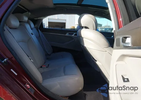 2016 Hyundai Genesis 3.8 from USA, damaged, VIN KMHGN4JE9GU112330